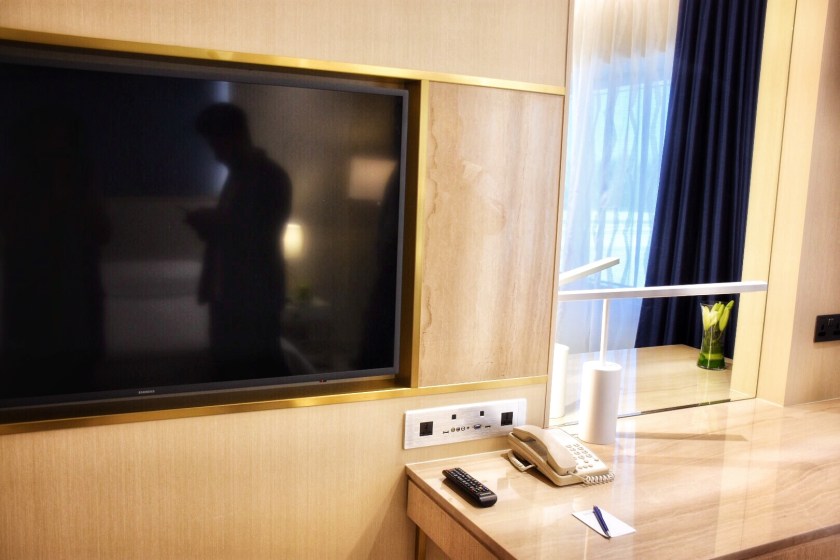 EFD381F0-BFC4-4236-8734-3BC19A769AA0