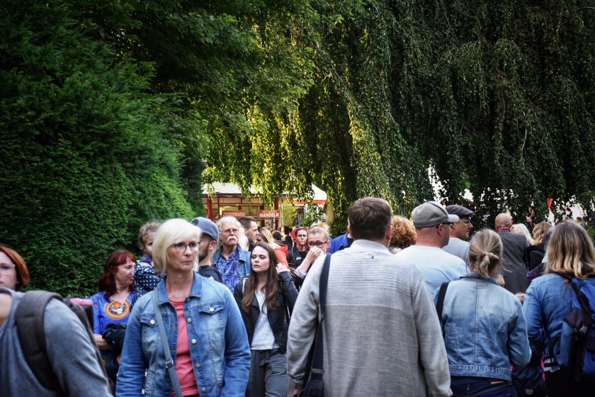 8B40CF98-5064-431E-81AF-911FC840F1D1